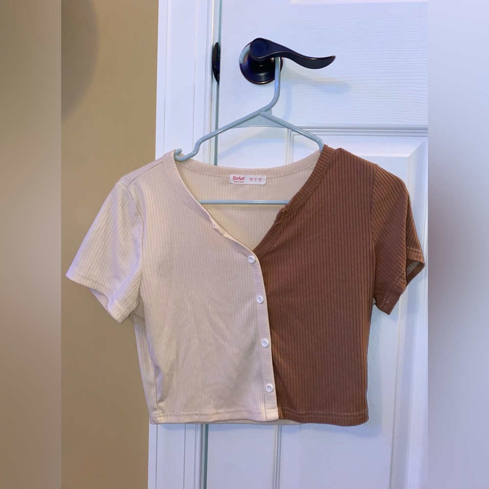 Romwe Color Split Cropped Shirt